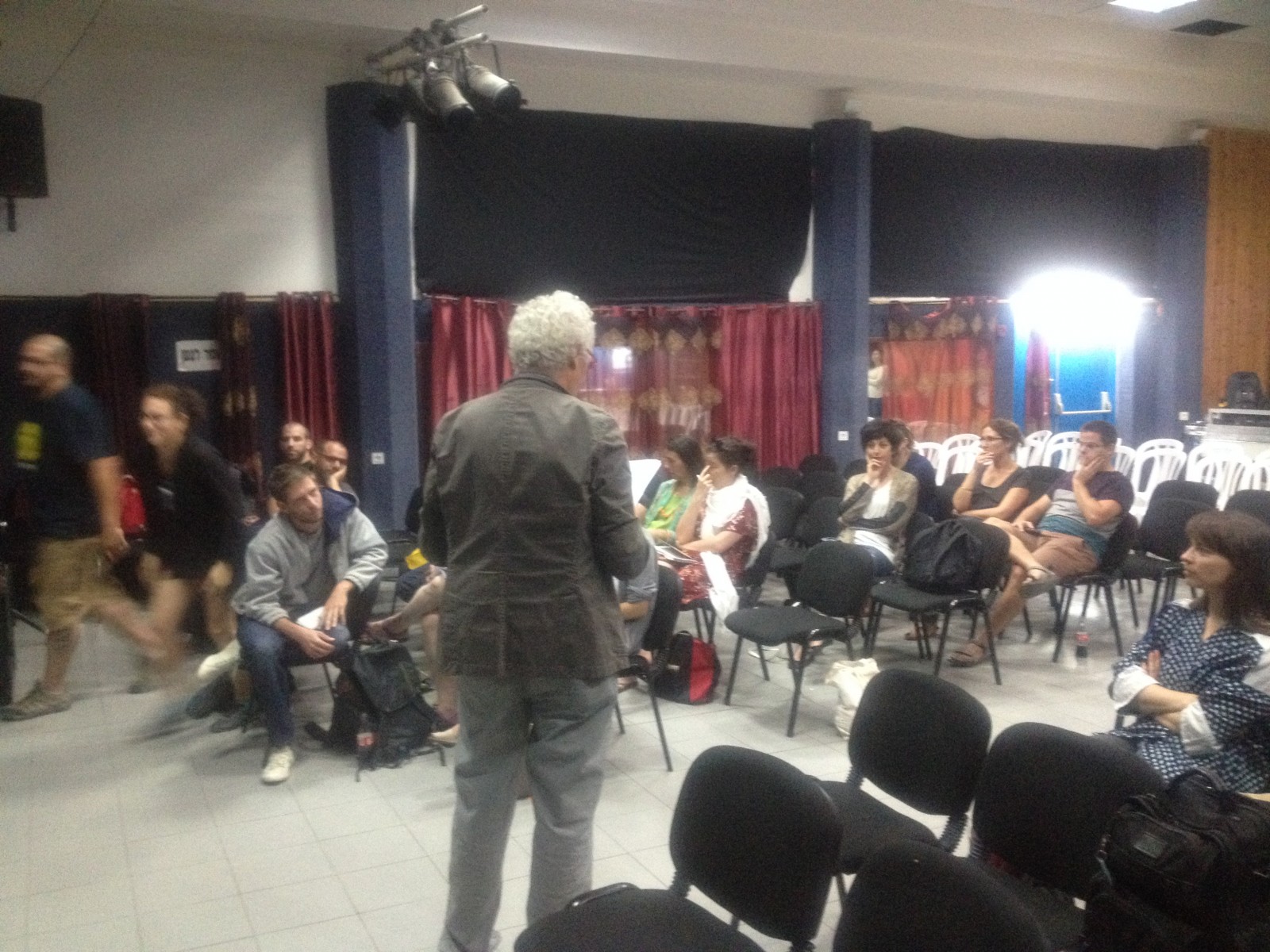 Pitch presentation moderated by italian producer Stefano Tealdi