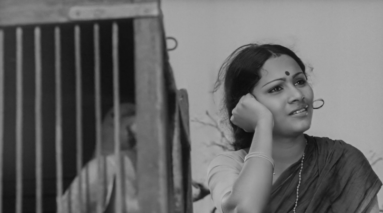 OK202610_NIZHAL_NIJAMAKIRATHU_BALANCHANDER_SCREENSHOT_1
