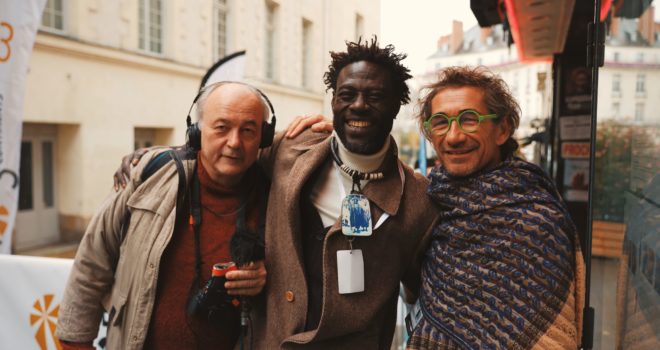 Moustapha MBENGUE, Michel SOURGET d'Alternante et Martin BURAUD devant le Katorza © Margaux MARTINS